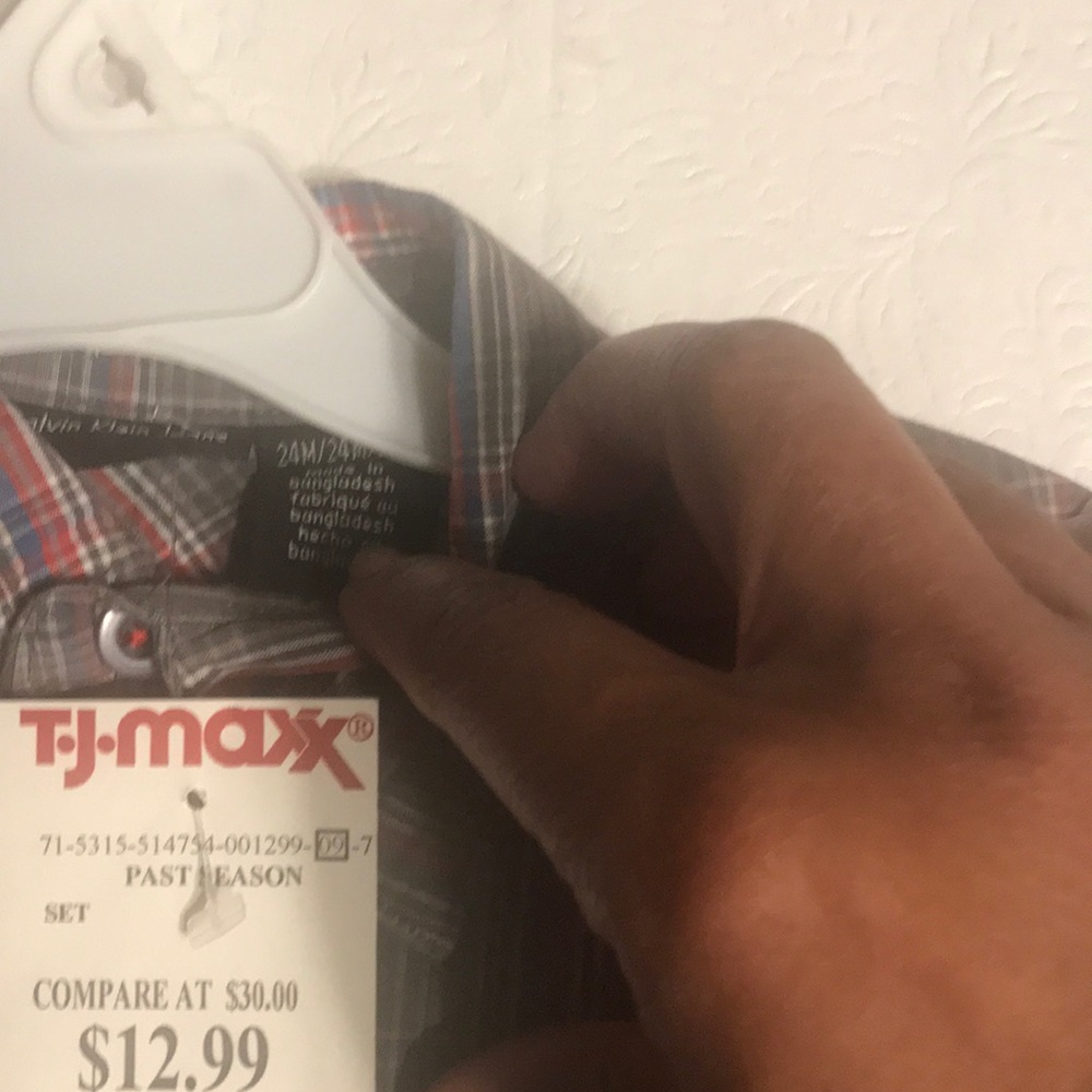 Plaid button down - Picture 3 of 3
